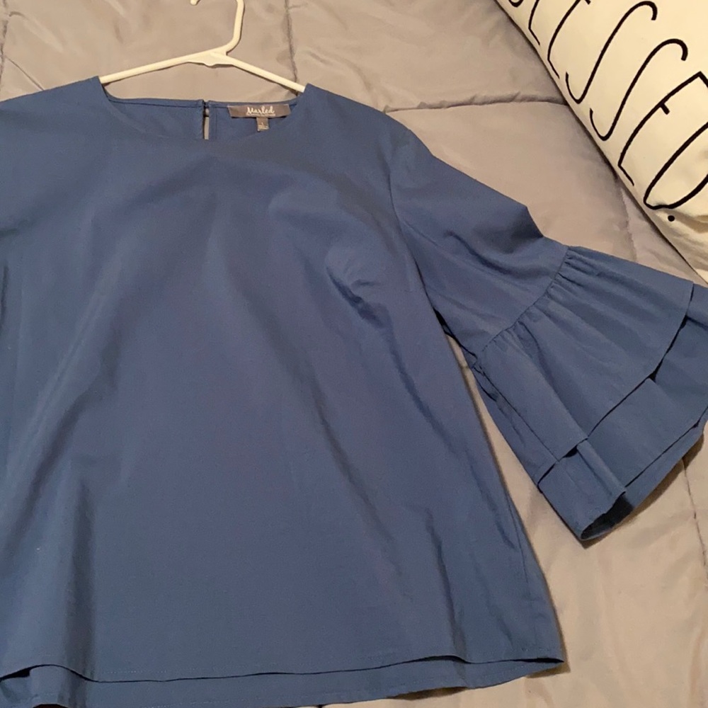 Blue top